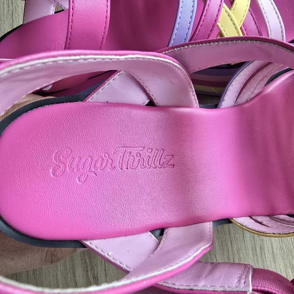 Sugar Thrillz Friends Are Forever Platforms Sandals Size 7M - Picture 6 of 11